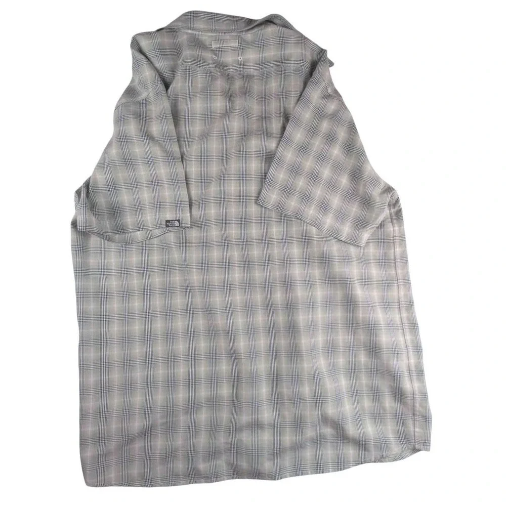 The North Face Mens XL Blue Green Plaid Short Sleeve Hiking Button Up Shirt